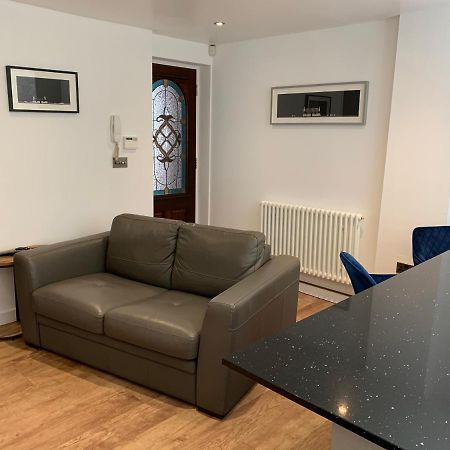 Mitre Court Holiday Home 普里茅斯 外观 照片
